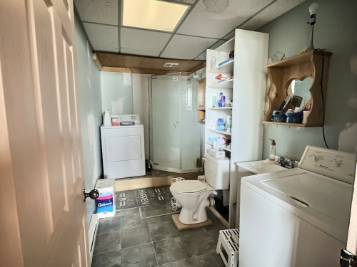 Salle de bains - 2866 Av. Larivière, Rouyn-Noranda, QC - Indoor Photo Showing Laundry Room