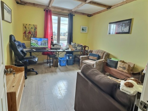 Bureau - 2866 Av. Larivière, Rouyn-Noranda, QC - Indoor
