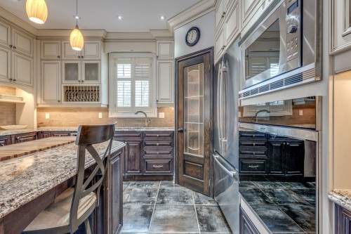 Cuisine - 45 Rue De Servando, Blainville, QC - Indoor Photo Showing Kitchen With Upgraded Kitchen