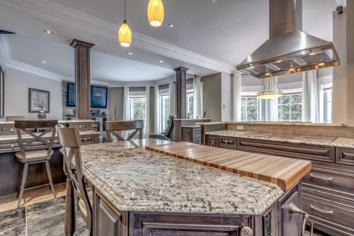 Cuisine - 45 Rue De Servando, Blainville, QC - Indoor Photo Showing Dining Room
