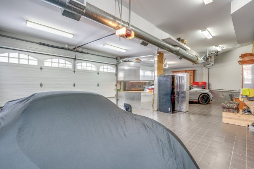 Garage - 45 Rue De Servando, Blainville, QC - Indoor Photo Showing Garage