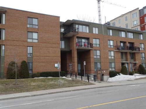 Façade - 205-2900 Rue Édouard-Montpetit, Laval (Chomedey), QC - Outdoor