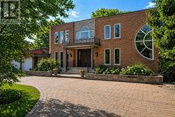 12 WESTMOUNT PARK ROAD Toronto, ON M9P 1R5