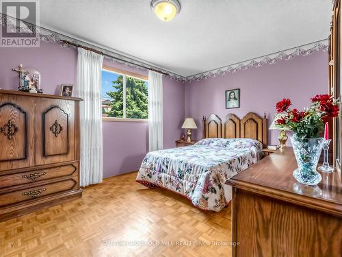 4157 Ottewell Crescent, Mississauga, ON - Indoor Photo Showing Bedroom