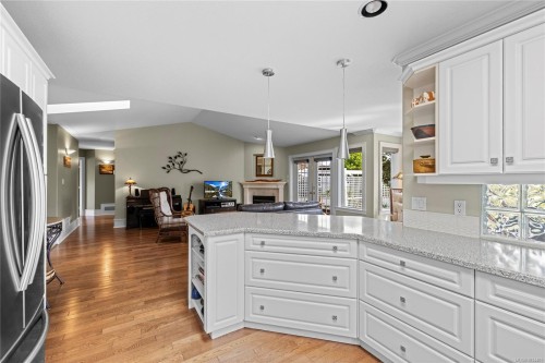 763 Anson Pl, Qualicum Beach, BC 