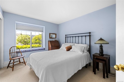 763 Anson Pl, Qualicum Beach, BC 