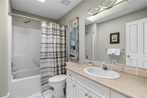 763 Anson Pl, Qualicum Beach, BC 