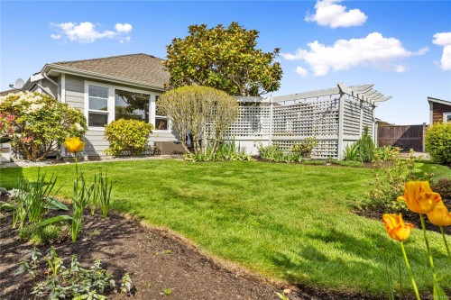 763 Anson Pl, Qualicum Beach, BC 