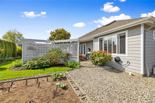 763 Anson Pl, Qualicum Beach, BC 