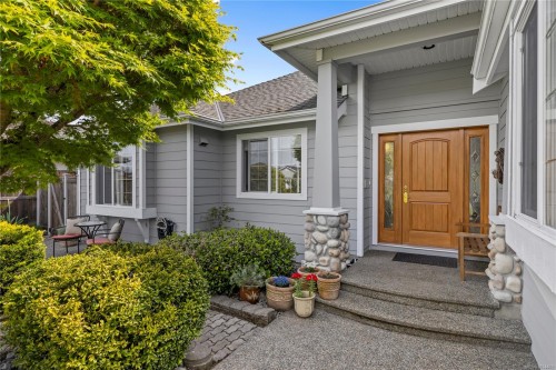 763 Anson Pl, Qualicum Beach, BC 