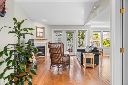 763 Anson Pl, Qualicum Beach, BC 