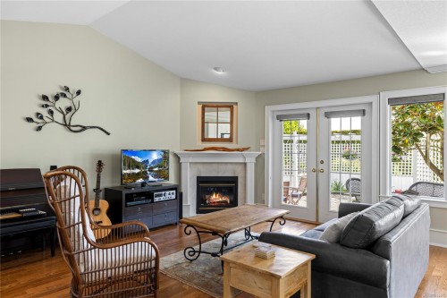 763 Anson Pl, Qualicum Beach, BC 