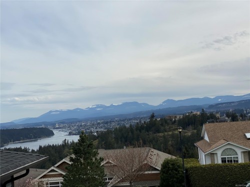 3733 Belaire Dr, Nanaimo, BC 