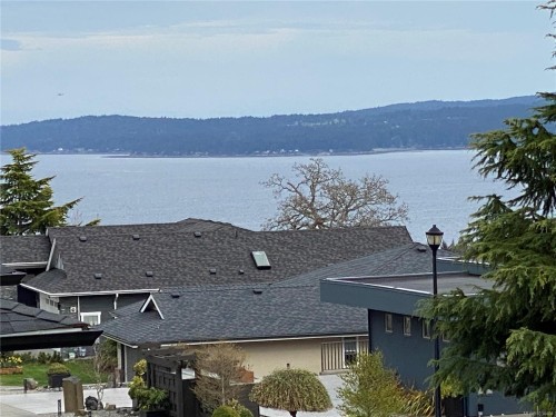3733 Belaire Dr, Nanaimo, BC 