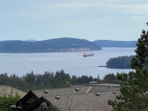 3733 Belaire Dr, Nanaimo, BC 