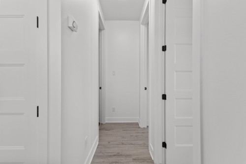 Mud Room - 13865 Rue Du Merlot, Mirabel, QC - Indoor Photo Showing Other Room