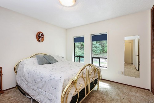 970 Mclean Rd, Coombs, BC 