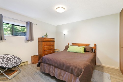 970 Mclean Rd, Coombs, BC 