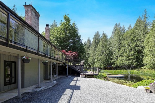 970 Mclean Rd, Coombs, BC 