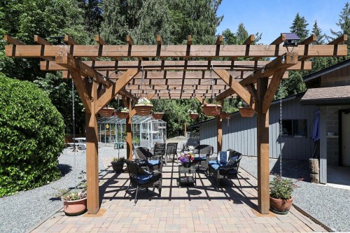 970 Mclean Rd, Coombs, BC 