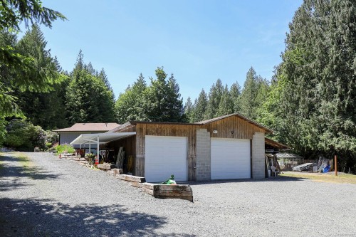 970 Mclean Rd, Coombs, BC 