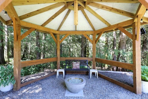 970 Mclean Rd, Coombs, BC 