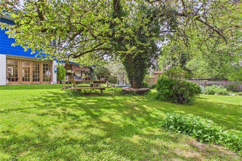 2374 Mill Rd, Nanaimo, BC 