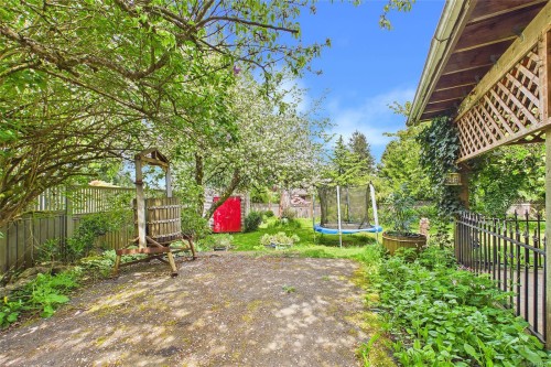 2374 Mill Rd, Nanaimo, BC 