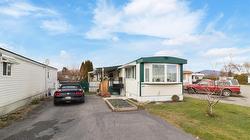 141-3745 Lakeshore Road  Kelowna, BC V1W 3K4