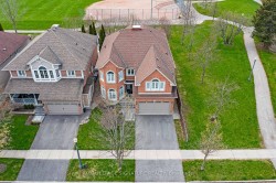 18 Hibbins Avenue Ajax, ON L1T 4C4
