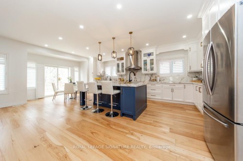 3773 Quiet Creek Drive, Mississauga, ON - Indoor Photo Showing Kitchen With Stainless Steel Kitchen With Upgraded Kitchen