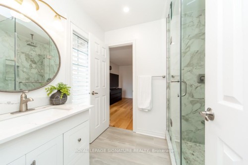 3773 Quiet Creek Drive, Mississauga, ON - Indoor Photo Showing Bathroom