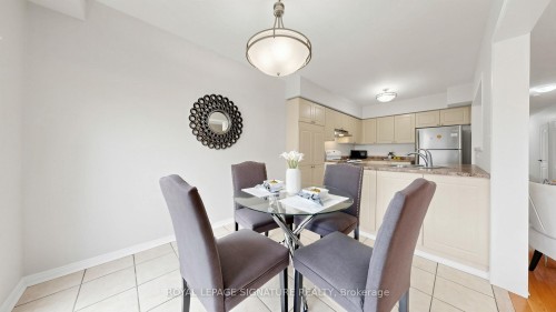 6086 Windfleet Crescent, Mississauga, ON - Indoor Photo Showing Dining Room