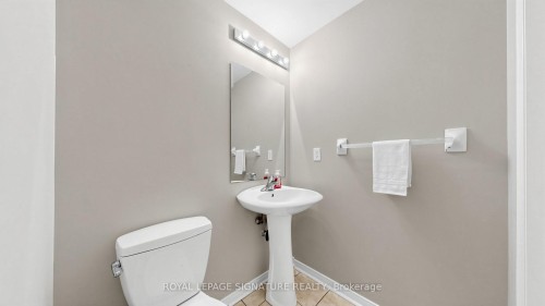 6086 Windfleet Crescent, Mississauga, ON - Indoor Photo Showing Bathroom