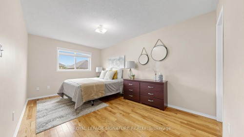 6086 Windfleet Crescent, Mississauga, ON - Indoor Photo Showing Bedroom