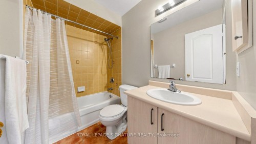 6086 Windfleet Crescent, Mississauga, ON - Indoor Photo Showing Bathroom