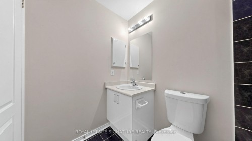 6086 Windfleet Crescent, Mississauga, ON - Indoor Photo Showing Bathroom