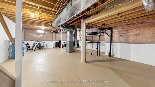 6086 Windfleet Crescent, Mississauga, ON - Indoor Photo Showing Basement