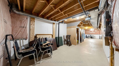 6086 Windfleet Crescent, Mississauga, ON - Indoor Photo Showing Basement