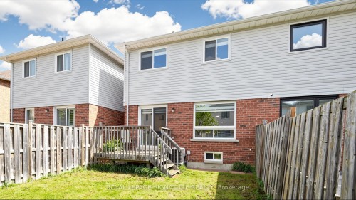 6086 Windfleet Crescent, Mississauga, ON - Outdoor With Deck Patio Veranda With Exterior