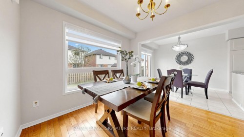 6086 Windfleet Crescent, Mississauga, ON - Indoor Photo Showing Dining Room