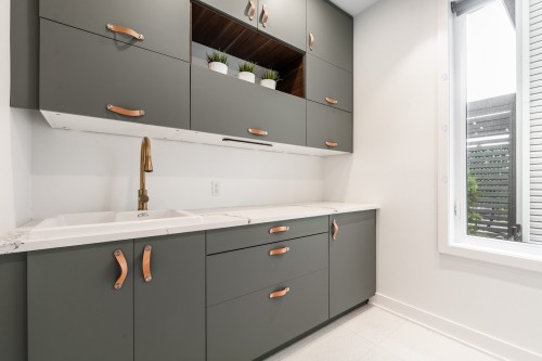 Salle de lavage - 1128 Rue Breux, Chambly, QC - Indoor