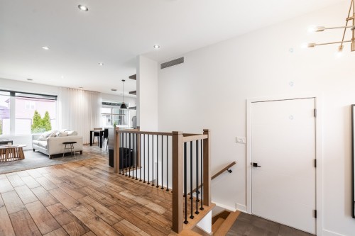 Hall d'entrée/Vestibule - 1128 Rue Breux, Chambly, QC - Indoor Photo Showing Other Room
