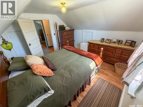 227 Riverside Boulevard, Eastend, SK - Indoor Photo Showing Bedroom