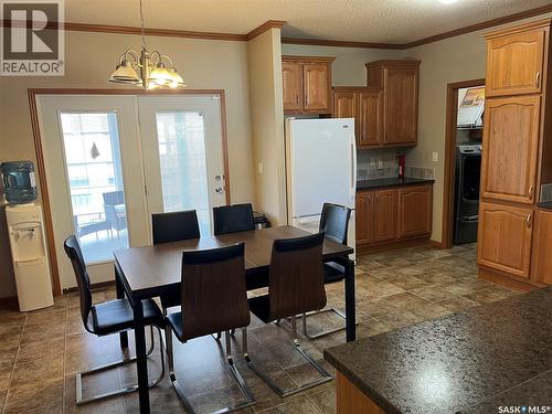 24 Hall Street, Halbrite, SK - Indoor