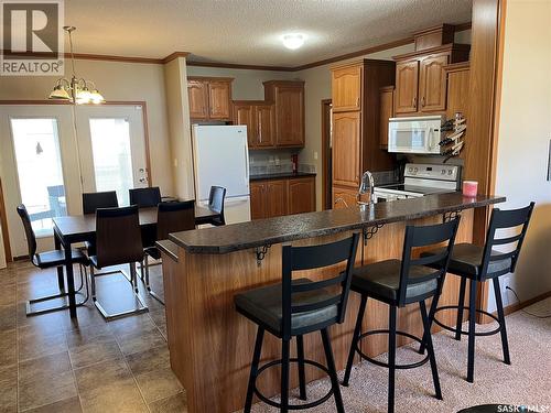 24 Hall Street, Halbrite, SK - Indoor
