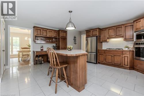 331 Lanark Street, Caledonia, ON - Indoor Photo Showing Kitchen