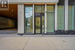 2417 - 230 SIMCOE STREET Toronto, ON M5T 1T4