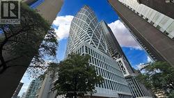 2417 - 230 SIMCOE STREET Toronto, ON M5T 1T4