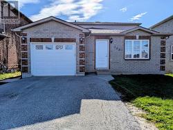UPPER - 152 MADELAINE DRIVE Barrie, ON L4N 0N1